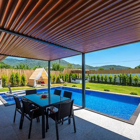 Defne Villa *